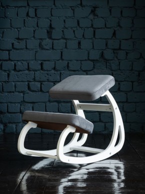 Балансирующий коленный стул Конёк Горбунёк (Белый) в Тобольске - tobolsk.ok-mebel.com | фото 2