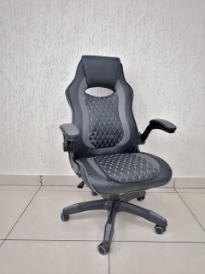 Кресло геймерское Barneo K-37 (черная кожа серые вставки) в Тобольске - tobolsk.ok-mebel.com | фото