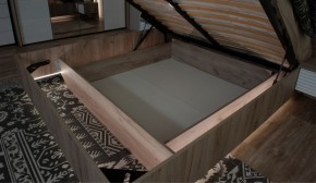 Спальня Джулия Кровать 160 МИ с подъемным механизмом Дуб крафт серый в Тобольске - tobolsk.ok-mebel.com | фото 3